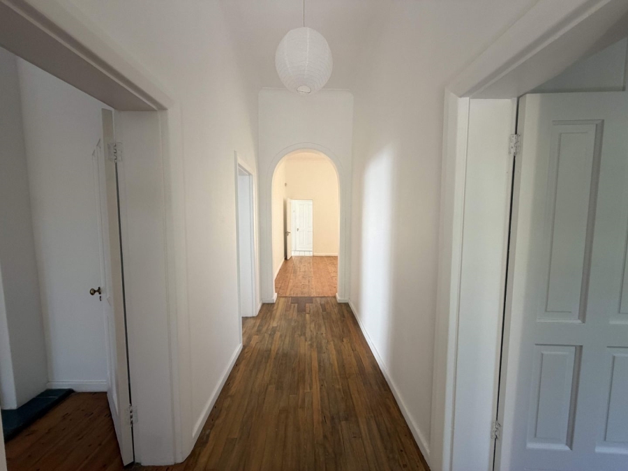 To Let 4 Bedroom Property for Rent in Rondebosch Village Western Cape